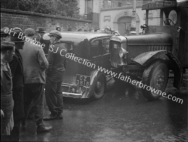 CRASH AT GUINNESS BREWERY  GNR LORRY AND CAR